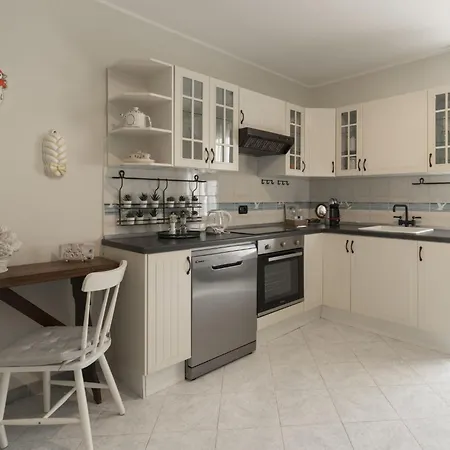 Il Rifugio By Interhome * Bordighera