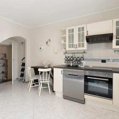 Il Rifugio By Interhome Bordighera